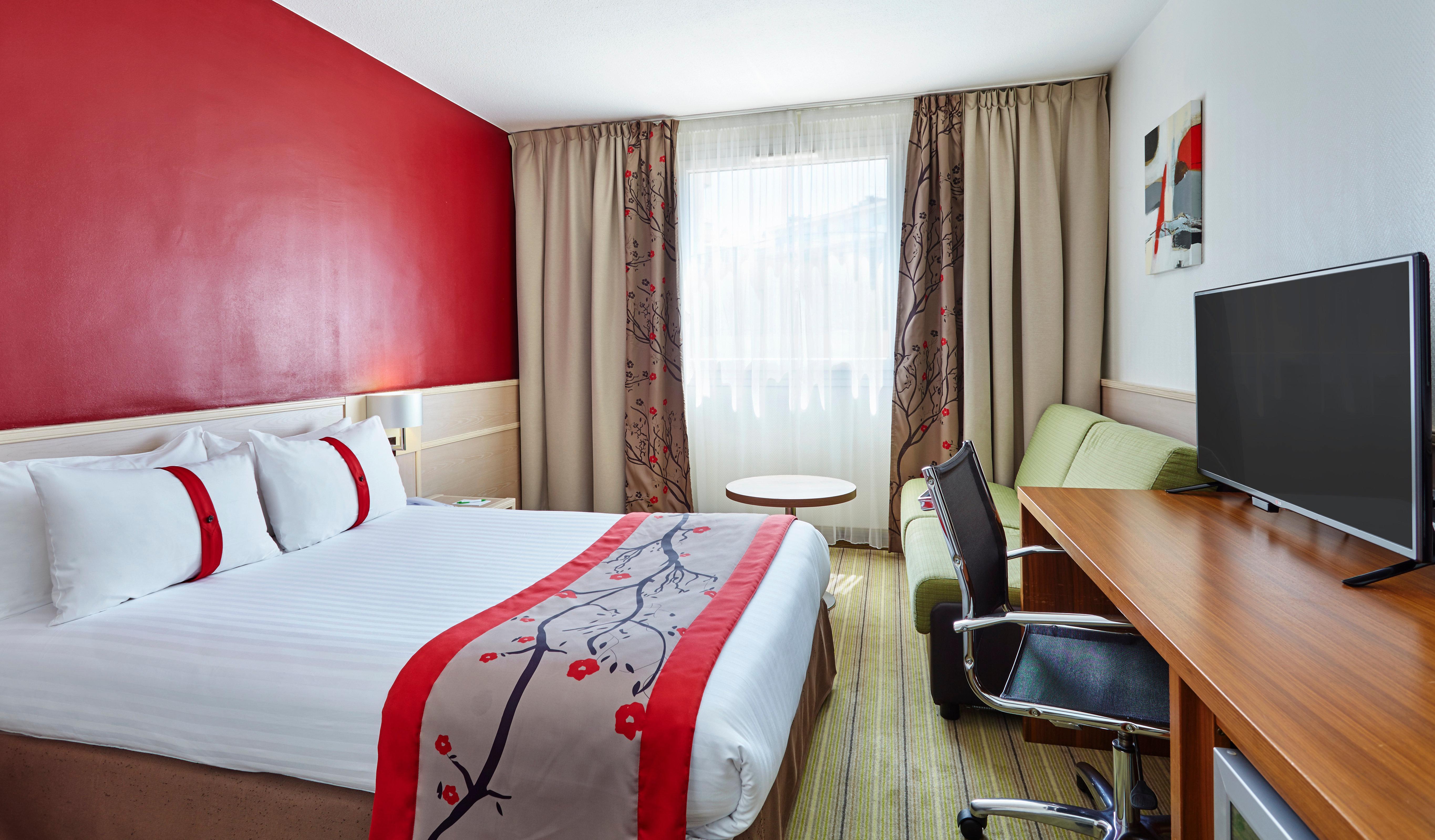 Holiday Inn Toulon City Centre By Ihg Exterior photo