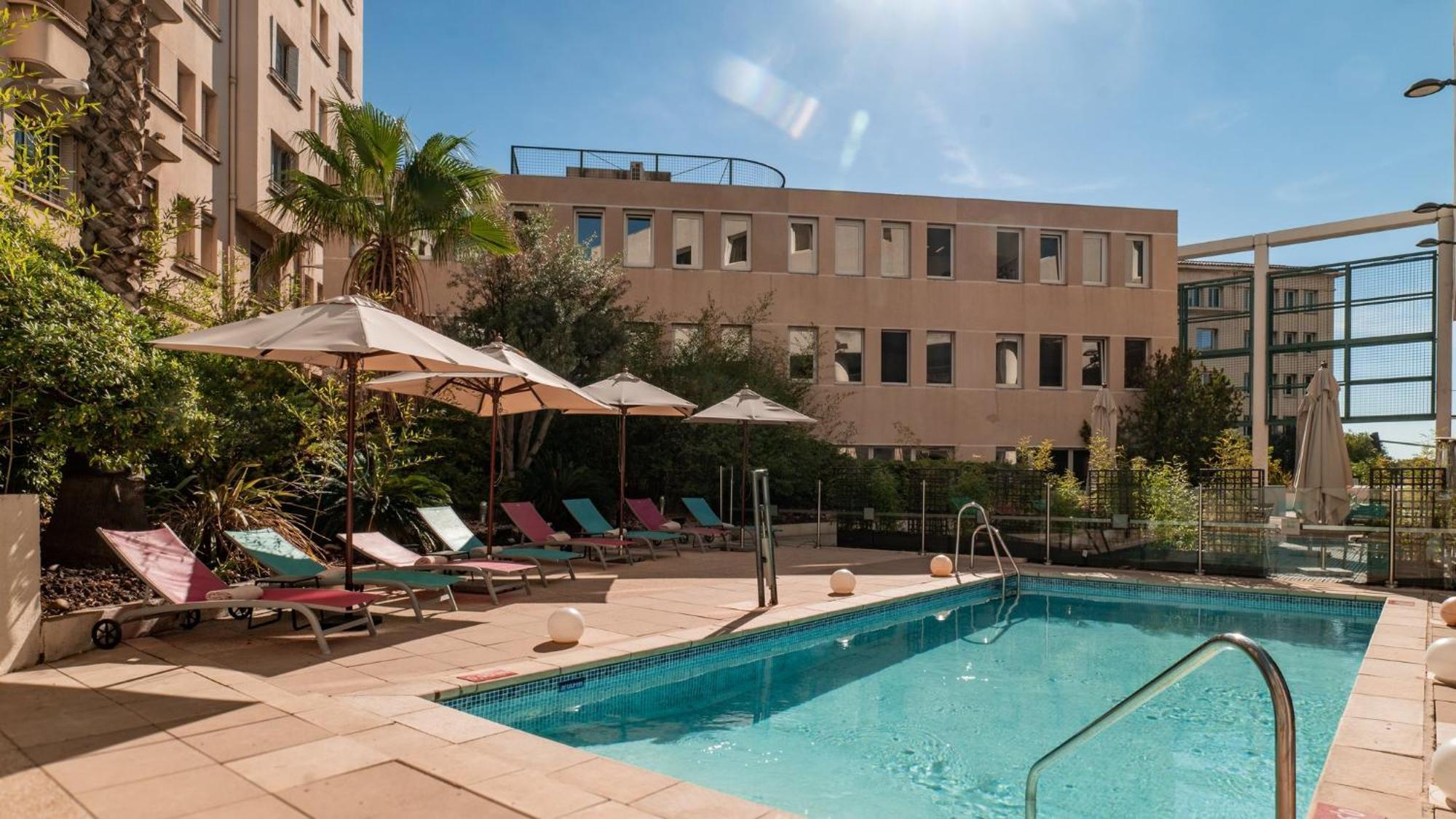 Holiday Inn Toulon City Centre By Ihg Exterior photo