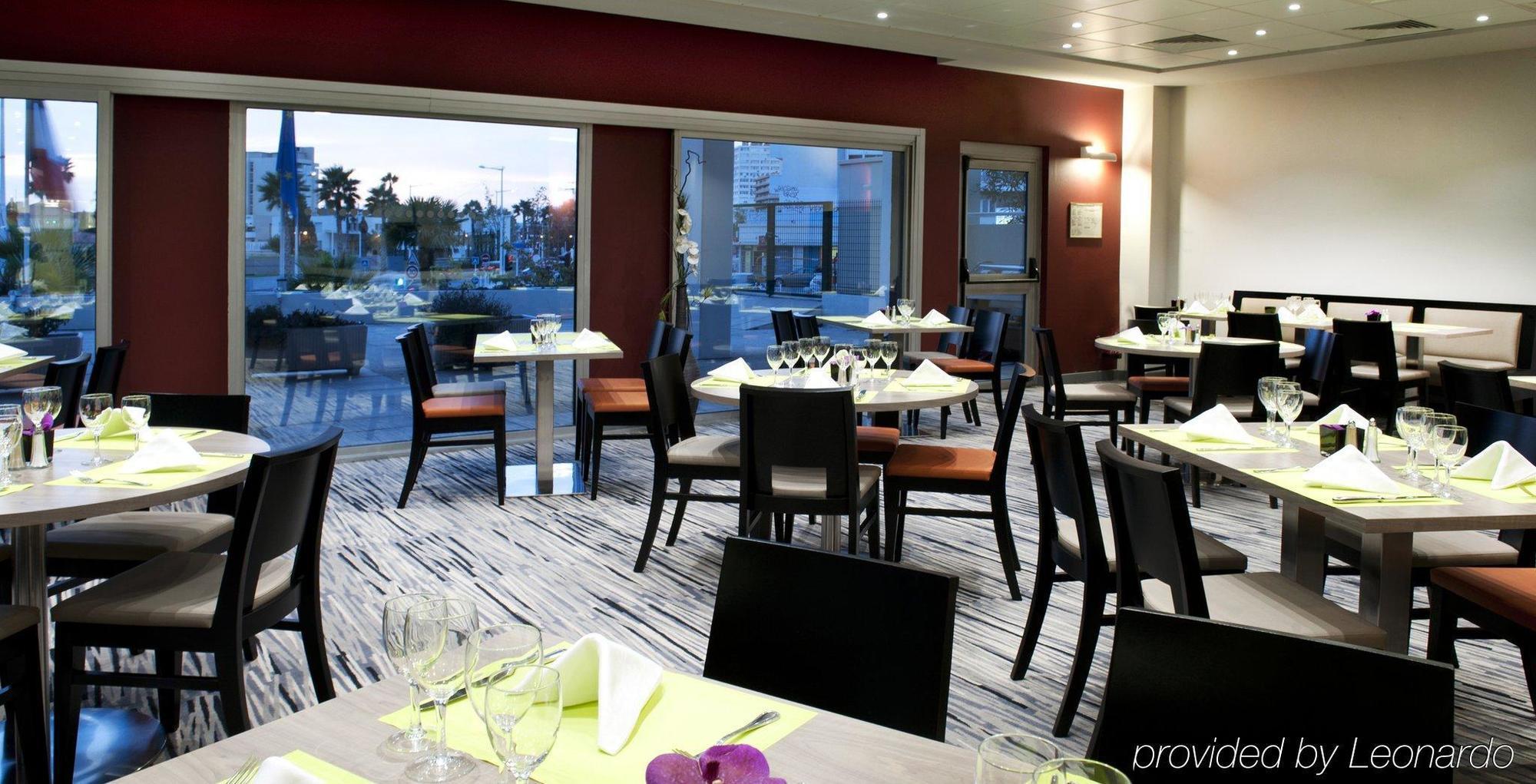 Holiday Inn Toulon City Centre By Ihg Exterior photo